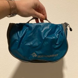 Sea to summit backpacking cosmetic bag